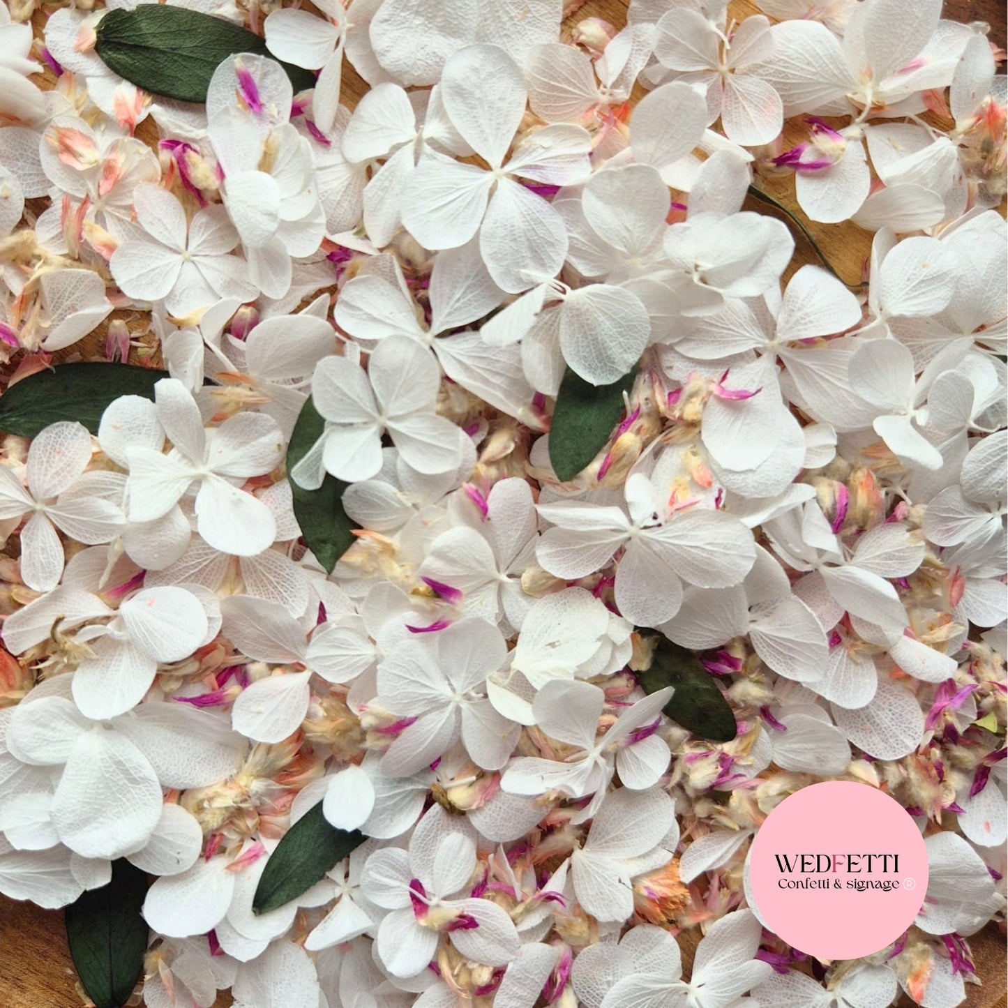 FlutterFly® Petal Confetti - Pure white Fragrant Eucalyptus & Globosa mix