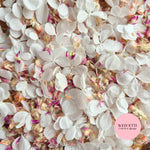 FlutterFly® Petal Confetti - Pure white & Globosa mix