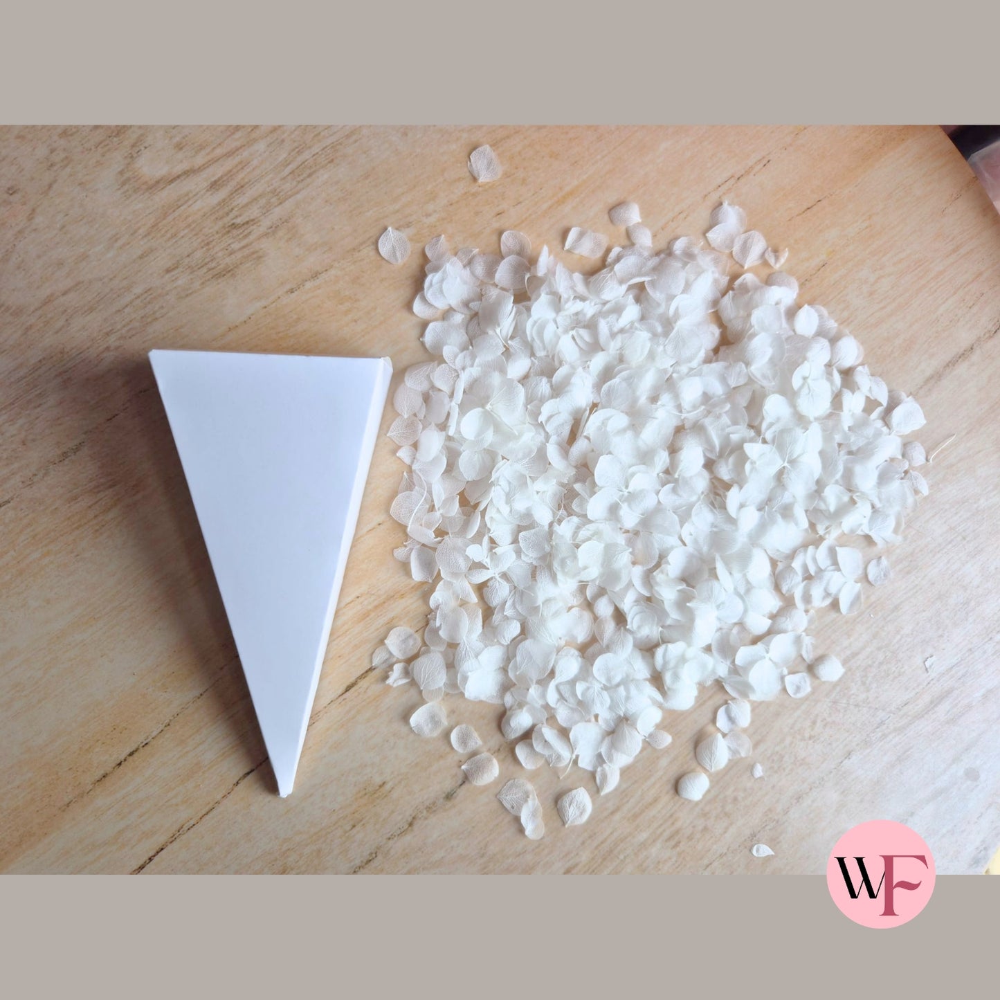 DIY closed Petal/Paper confetti cones (Large)