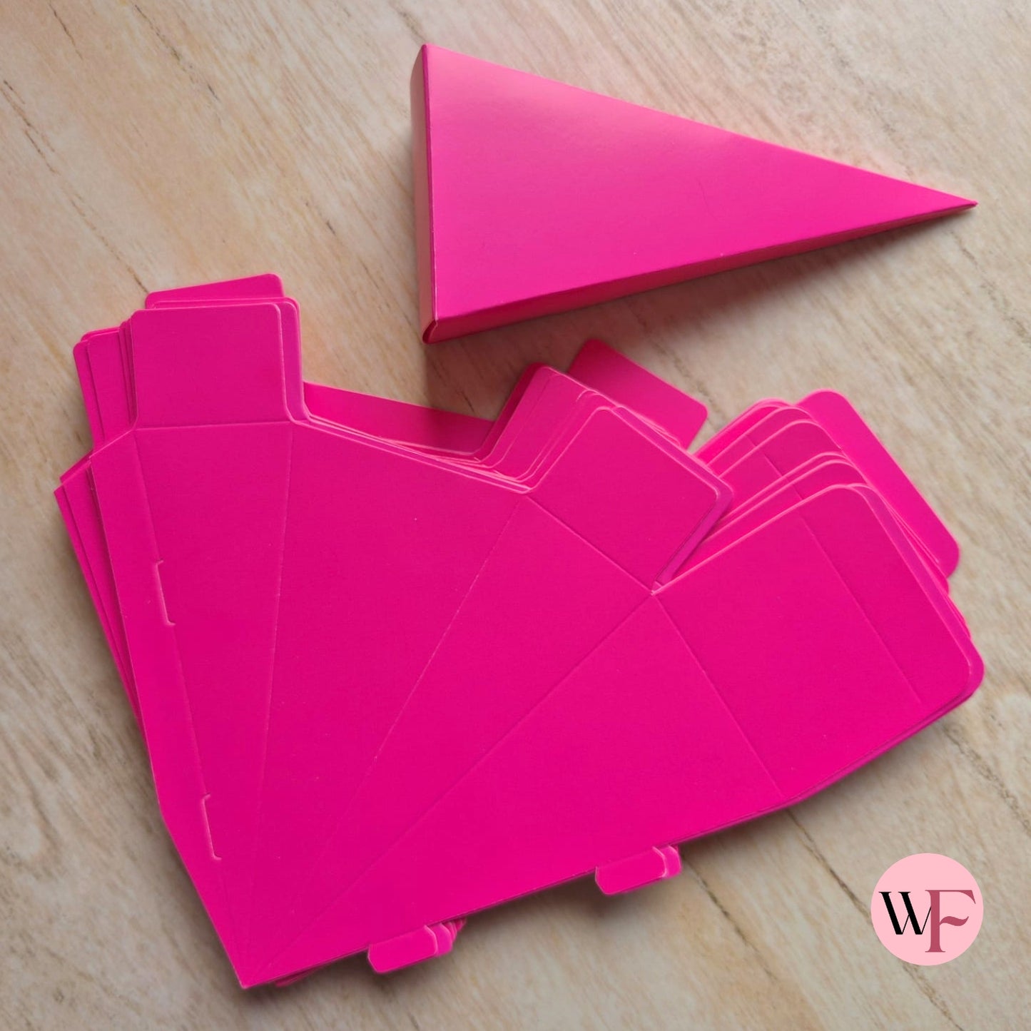 DIY closed Petal/Paper confetti cones (Large)
