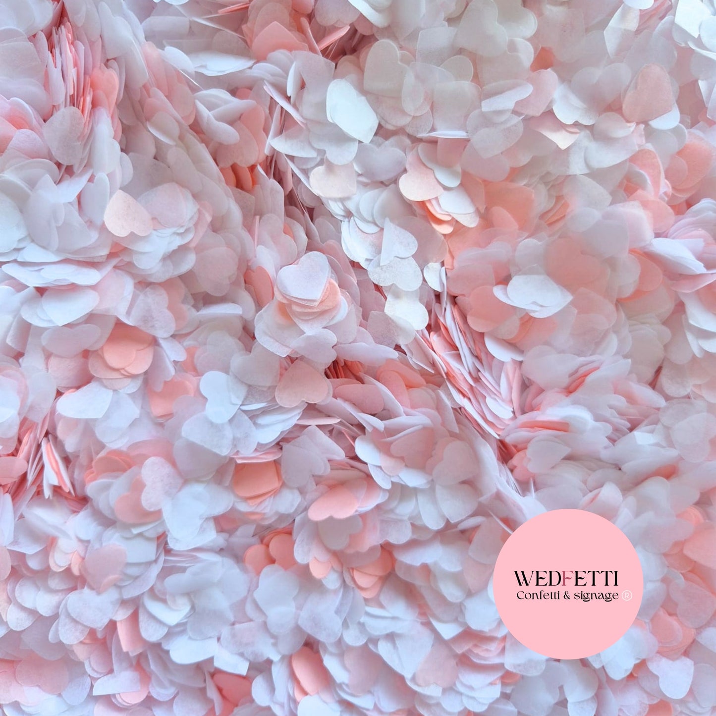 Paper Confetti hearts 1.5cm - Baby Pink White