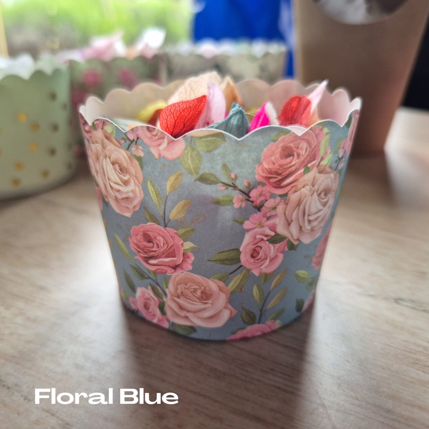 Confetti Cups 10 pack - Medium - Large serving size (empty)