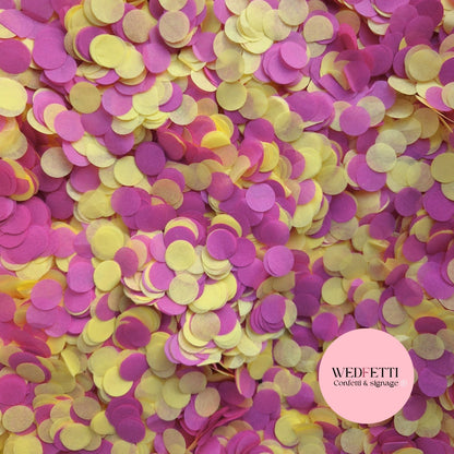Slow falling paper Confetti - Fuschia Yellow