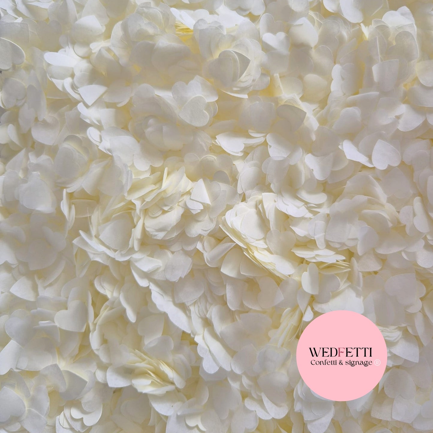 Paper Confetti hearts 1.5cm - Light Ivory