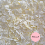 Paper Confetti hearts 1.5cm - Light Ivory