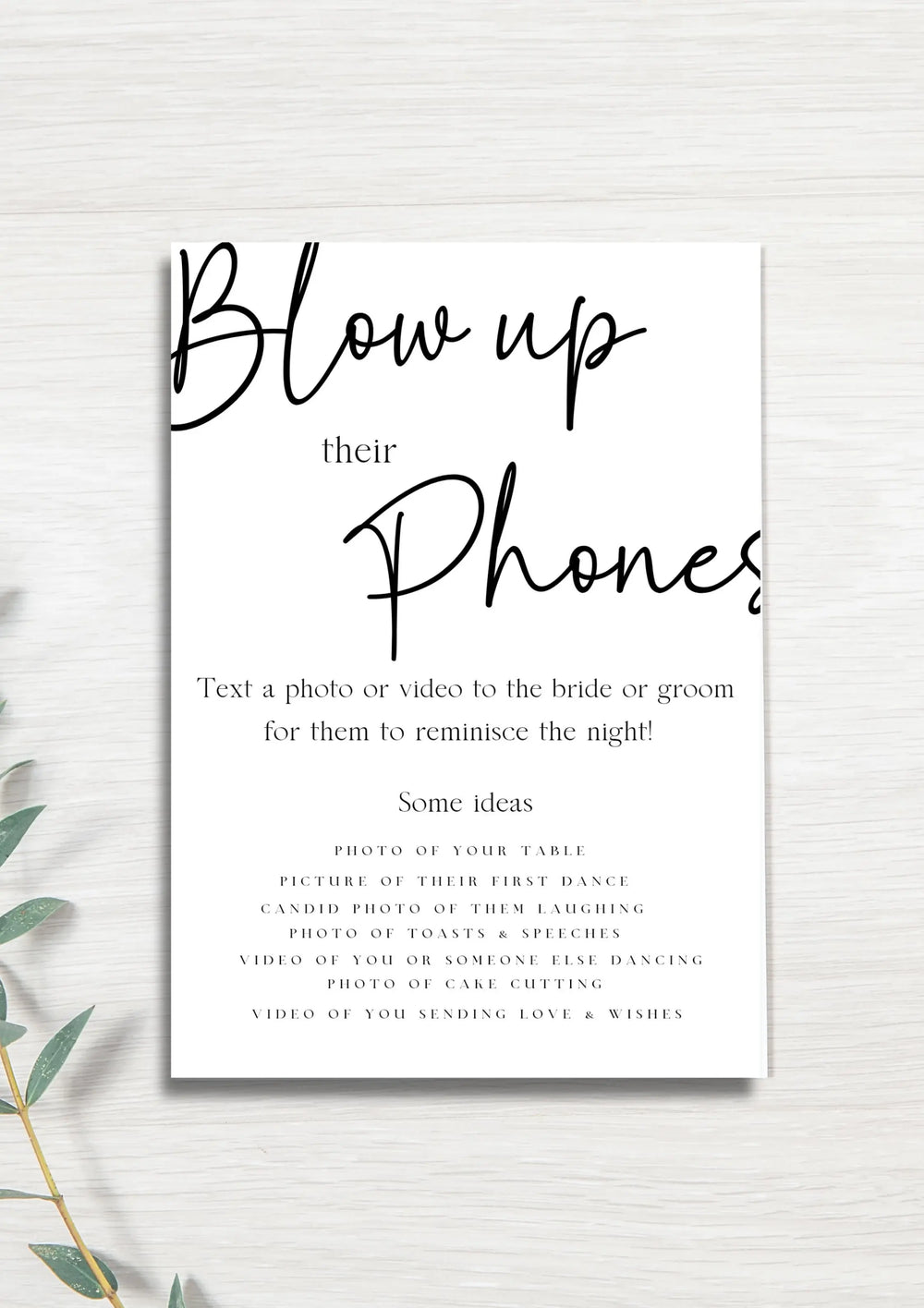 Guest to couple photo instructions WedFetti