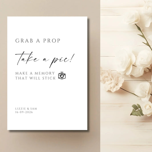 Photo prop / Polaroid poem - WedFetti Confetti & Signage