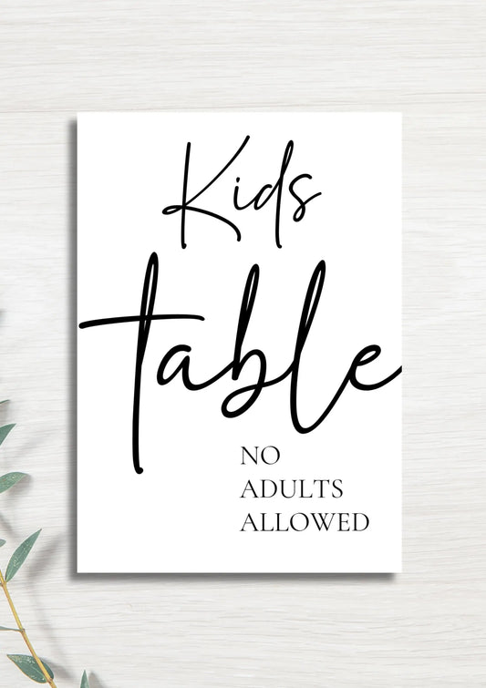 Kids table WedFetti